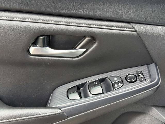 Used 2023 Nissan Sentra SV FWD image 23