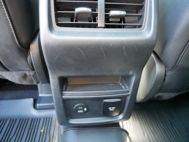 Certified 2022 Ford Edge ST-Line AWD/4WD image 15