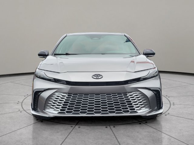 Used 2025 Toyota Camry XSE AWD/4WD image 14