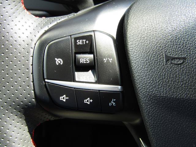Certified 2023 Ford Escape ST-Line AWD/4WD image 19