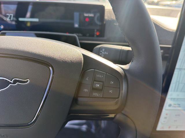 Certified 2025 Ford Mustang Mach-E Premium image 19