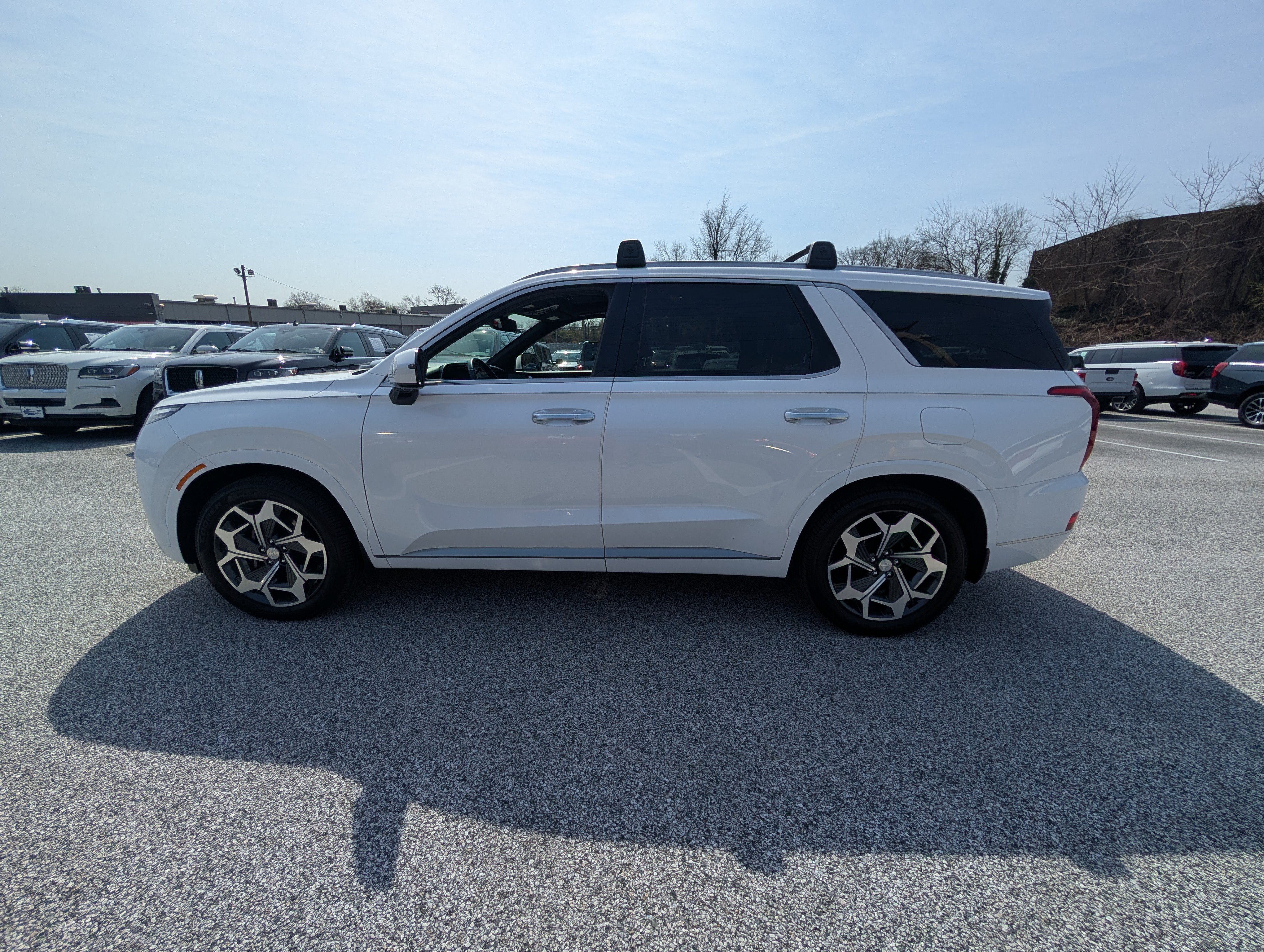 Used 2022 Hyundai Palisade Calligraphy w/ Cargo Package FWD image 3