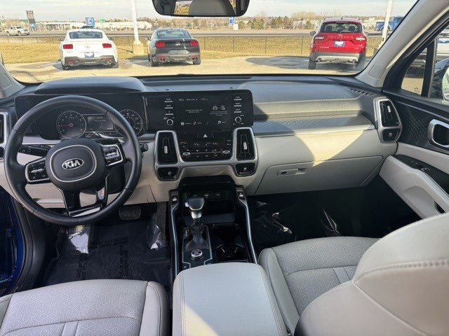 Used 2021 Kia Sorento S w/ Panoramic Sunroof Package image 32