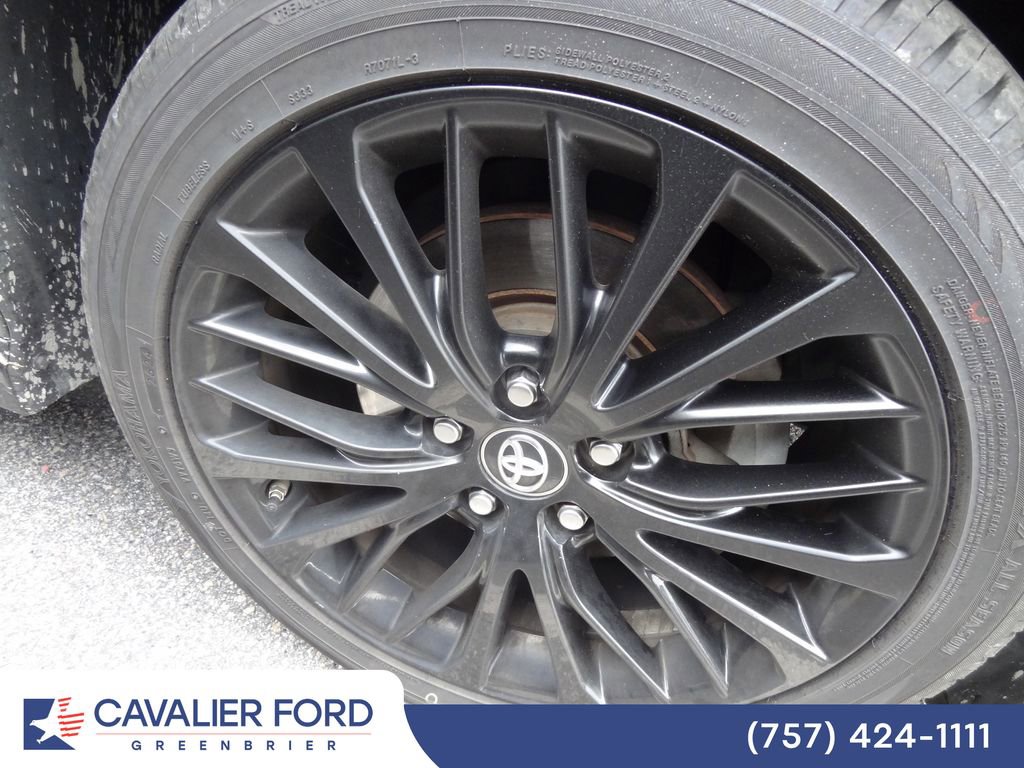 Used 2019 Toyota Camry SE image 12