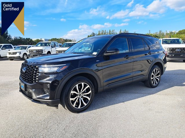 Certified 2025 Ford Explorer ST-Line image 1