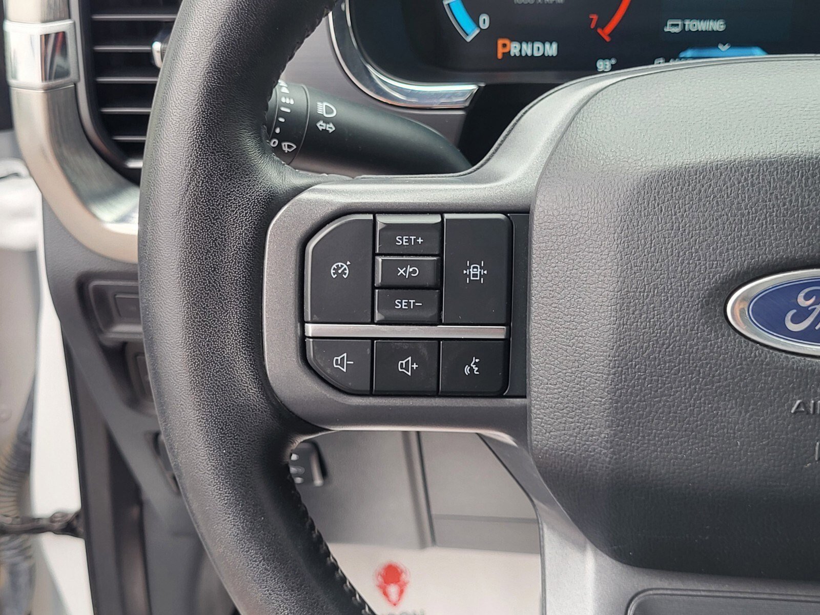 Certified 2023 Ford F150 Lariat AWD/4WD image 28