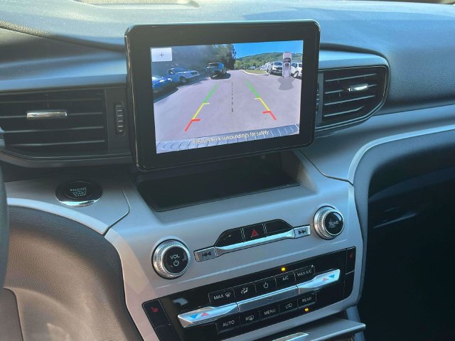 Certified 2023 Ford Explorer XLT RWD image 38