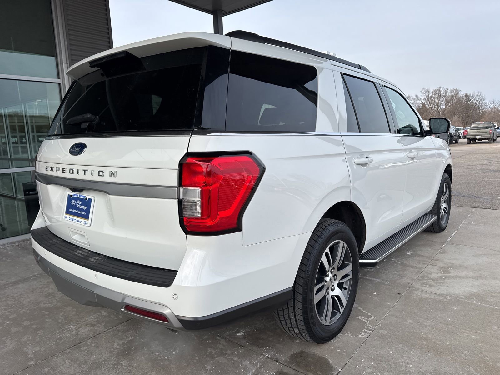 Certified 2022 Ford Expedition XLT image 5