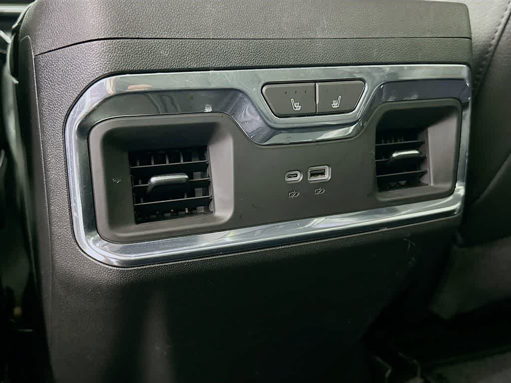 Used 2024 GMC Sierra 1500 Denali AWD/4WD image 13