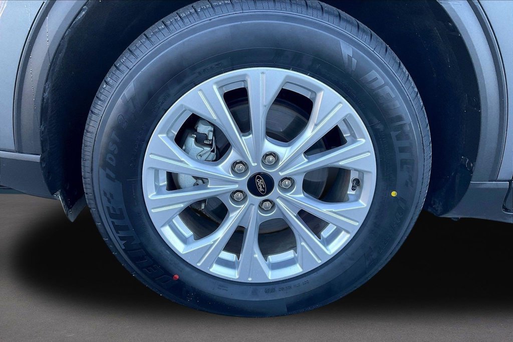 Certified 2025 Ford Escape Active AWD/4WD image 35