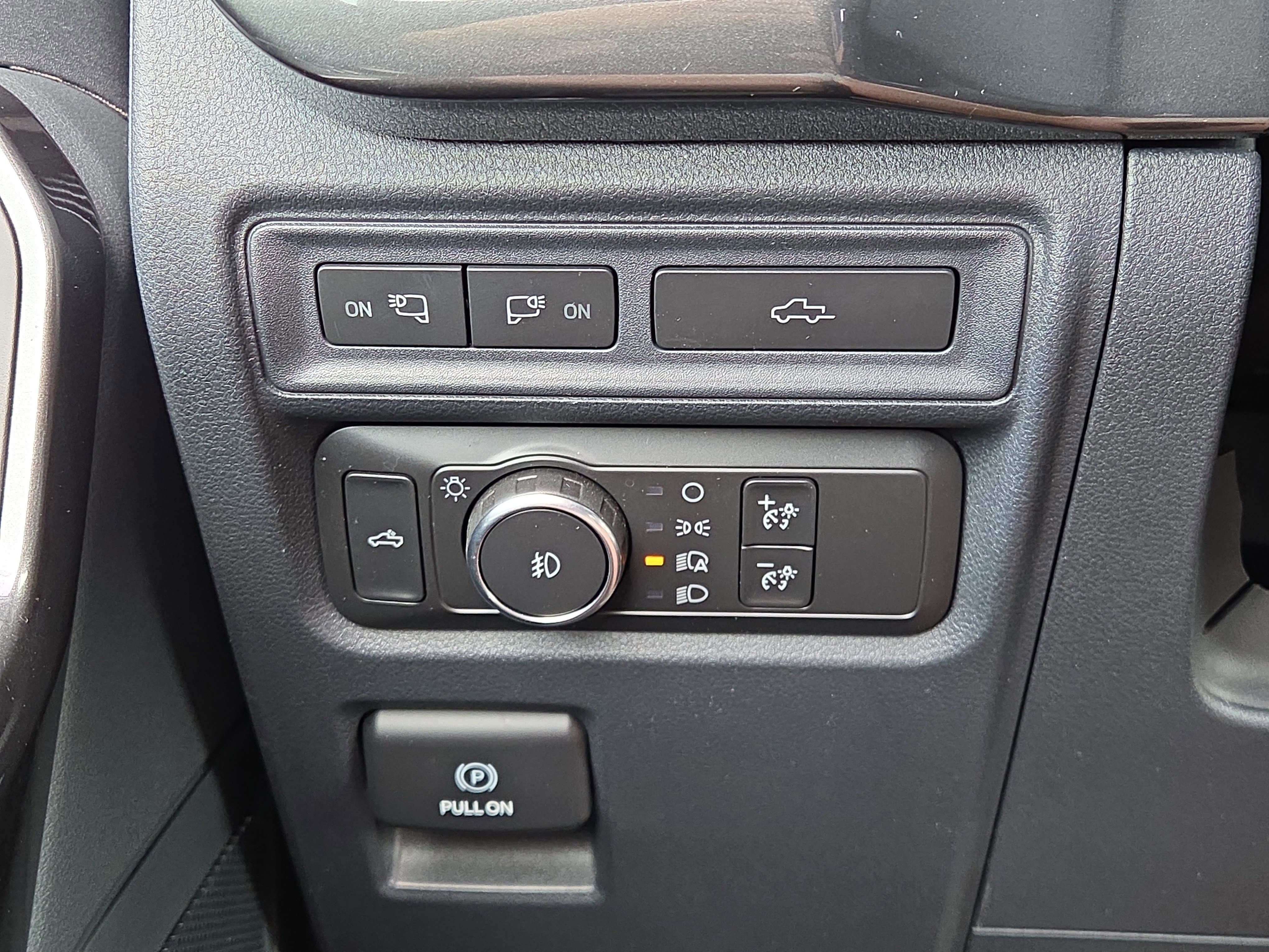 Certified 2021 Ford F150 XLT w/ Equipment Group 302A High image 27