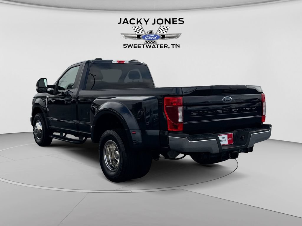 Certified 2022 Ford F350 XLT RWD image 3