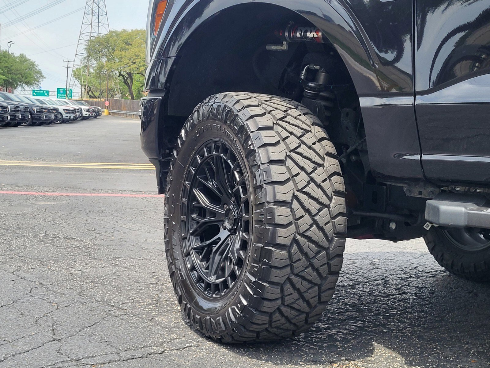 Certified 2025 Ford F150 Lariat w/ Equipment Group 501A Mid image 34