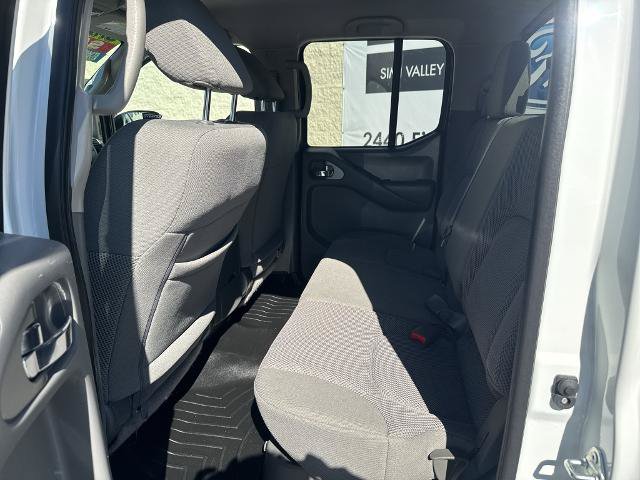 Used 2021 Nissan Frontier SV w/ Midnight Edition Floor Mats AWD/4WD image 16