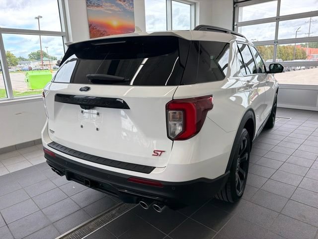 Certified 2023 Ford Explorer ST w/ Technology Package AWD/4WD image 5