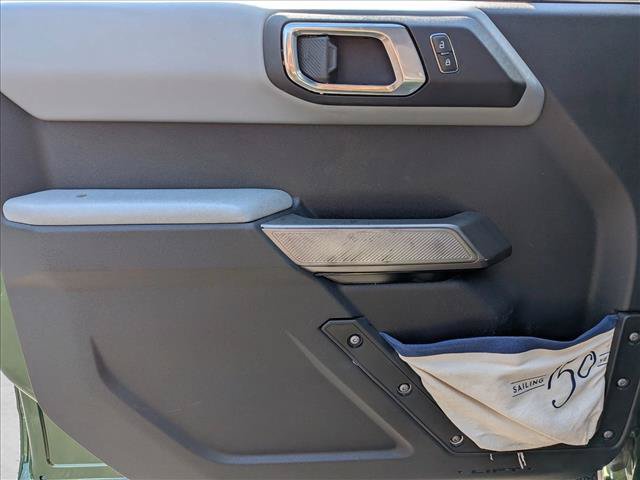 Certified 2022 Ford Bronco Badlands AWD/4WD image 10