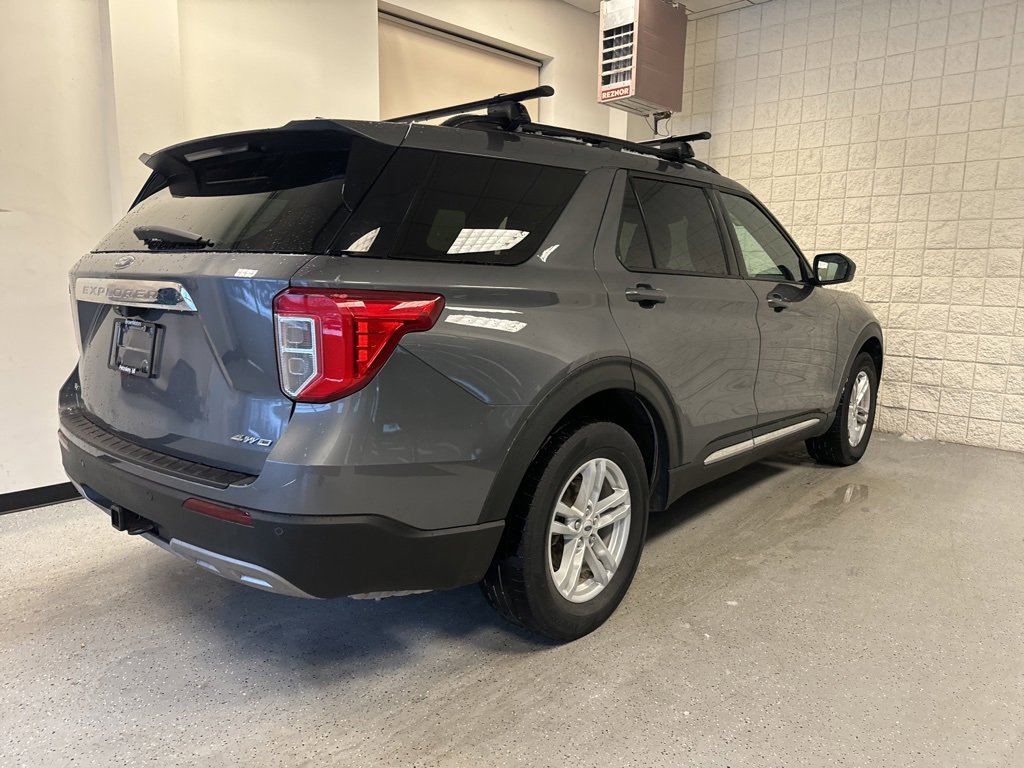 Certified 2022 Ford Explorer XLT w/ Equipment Group 202A image 40