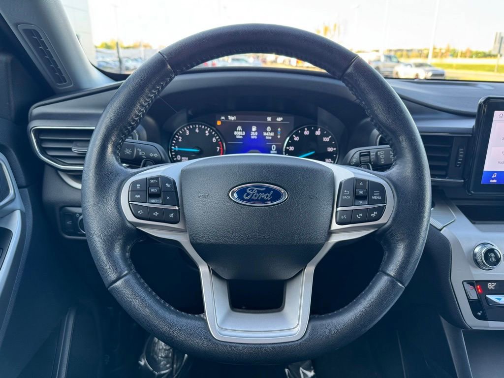 Certified 2021 Ford Explorer XLT w/ Equipment Group 202A AWD/4WD image 28