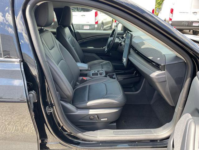 Certified 2025 Ford Mustang Mach-E Premium AWD/4WD image 25