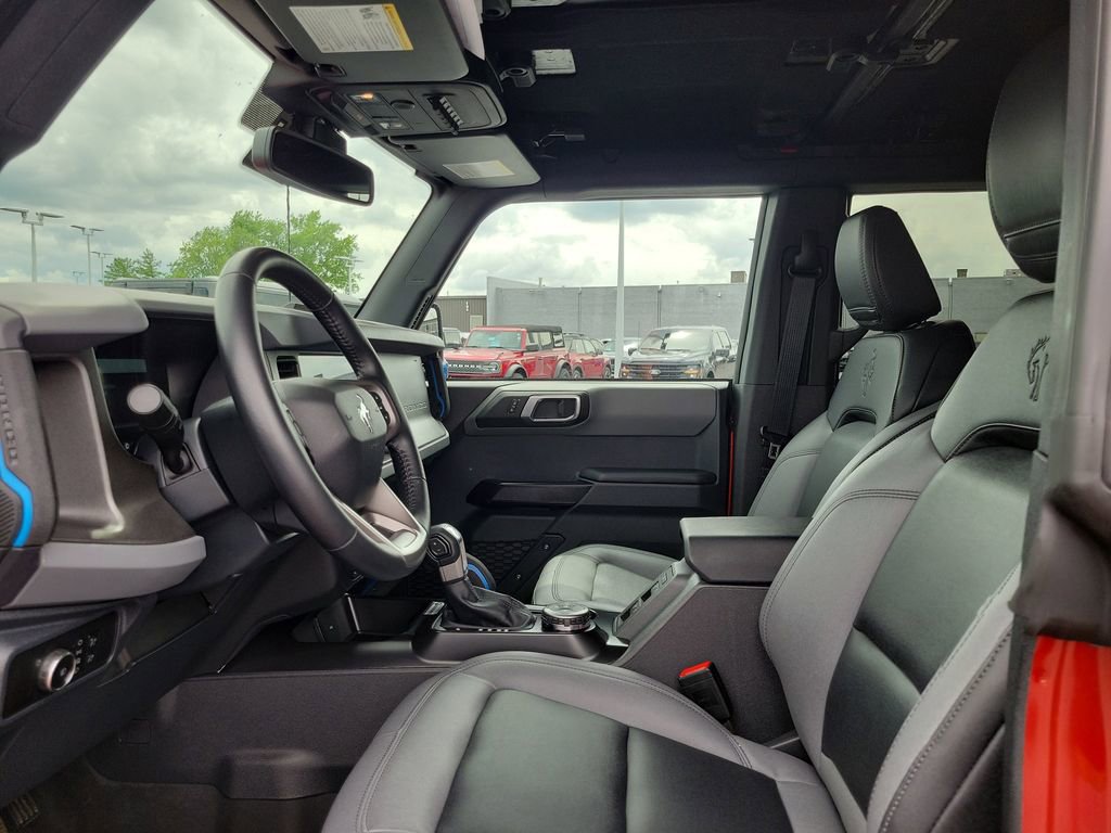 Certified 2024 Ford Bronco Black Diamond AWD/4WD image 18