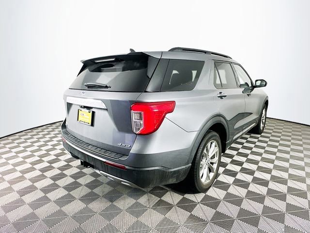 Certified 2023 Ford Explorer XLT w/ Equipment Group 202A image 5