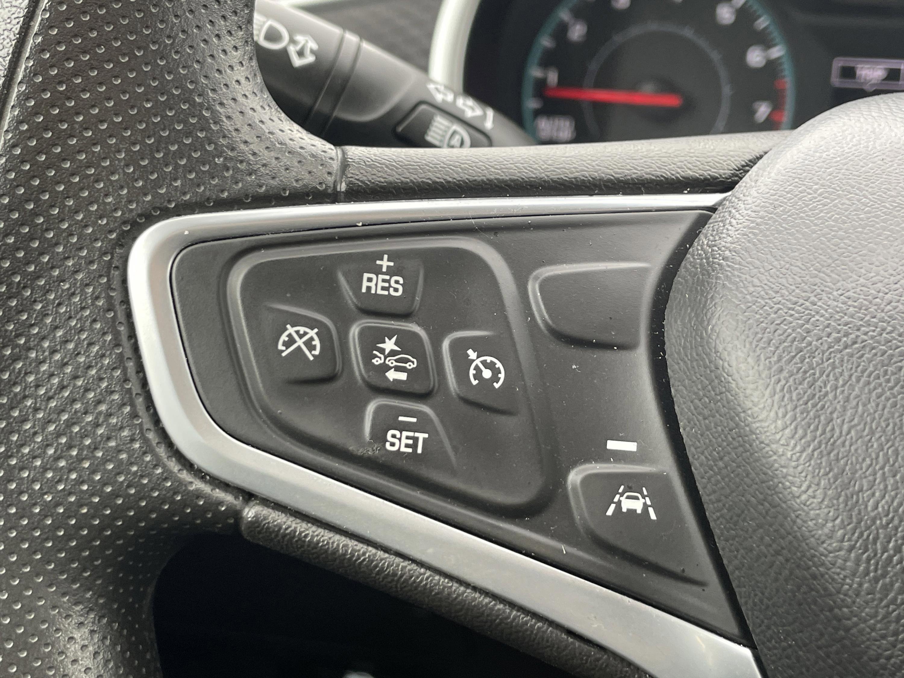 Used 2023 Chevrolet Malibu LT image 16