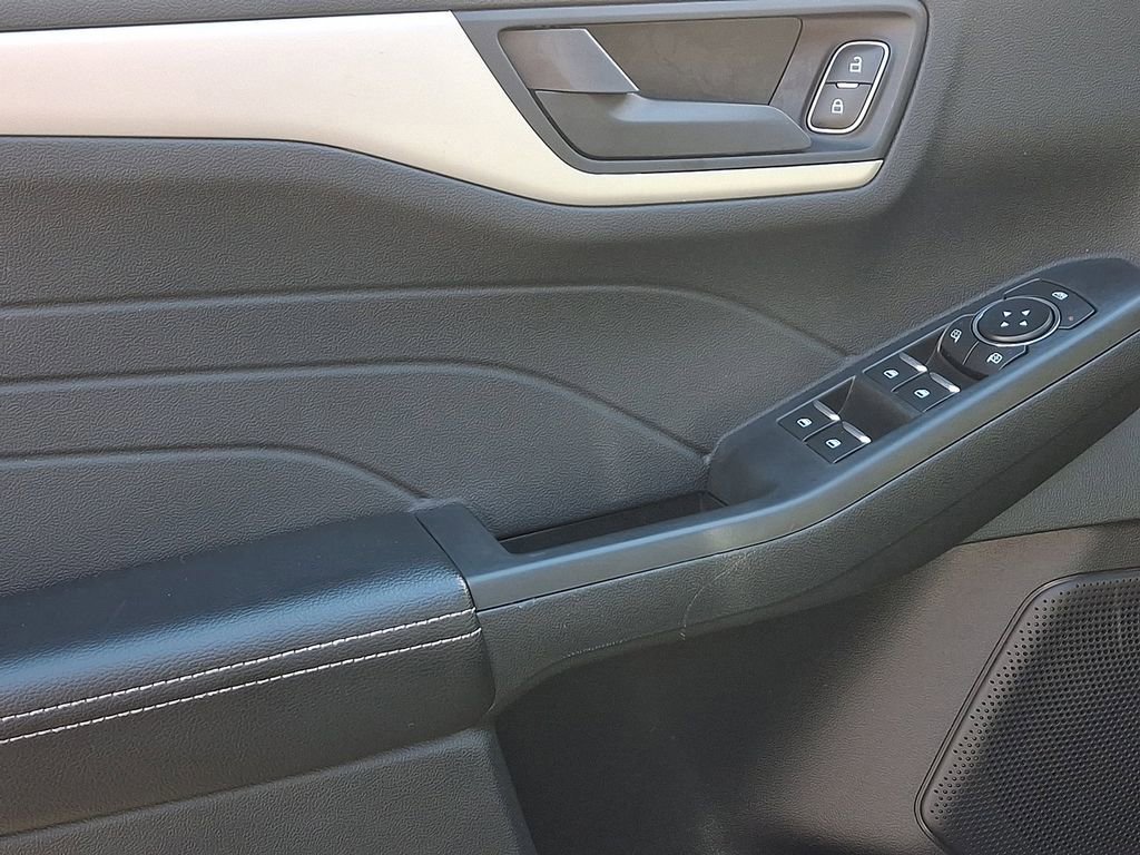 Certified 2022 Ford Escape SE w/ Convenience Package image 13