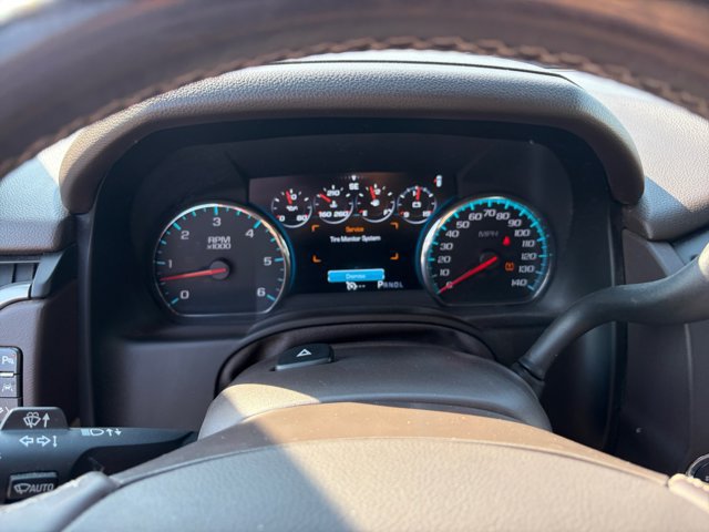 Used 2017 Chevrolet Suburban LT AWD/4WD image 9