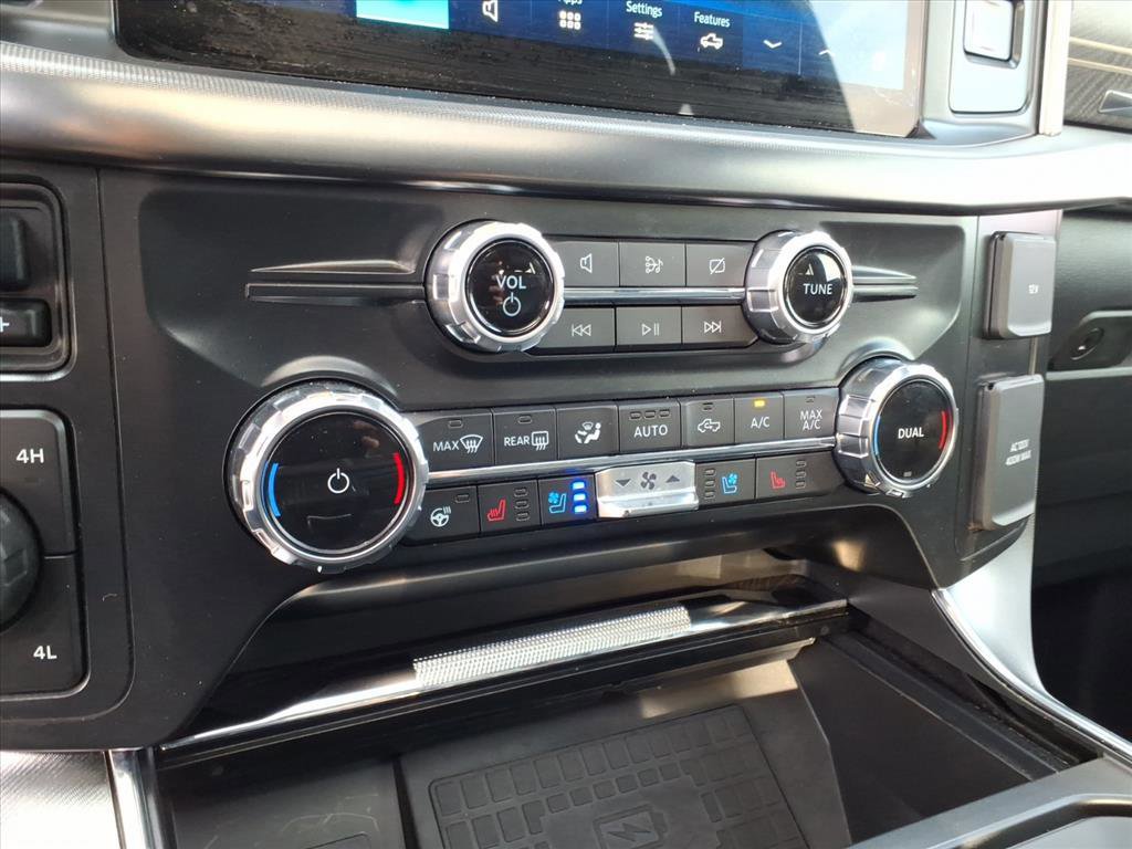 Certified 2022 Ford F150 Platinum w/ Equipment Group 701A High image 19