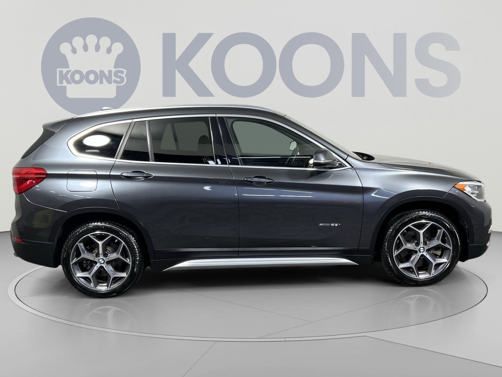 Used 2018 BMW X1 xDrive28i AWD/4WD image 12