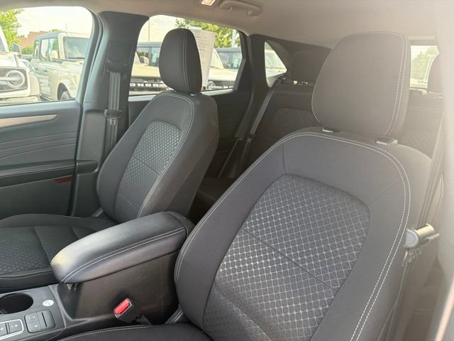 Certified 2024 Ford Escape Active AWD/4WD image 14
