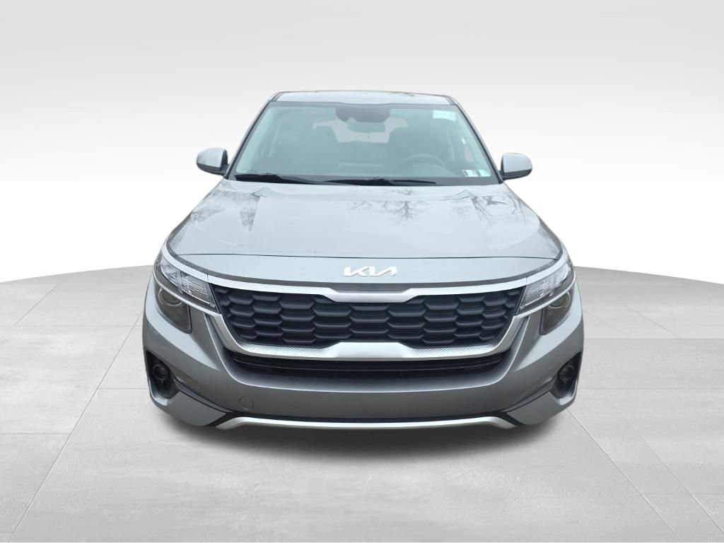 Used 2023 Kia Seltos LX image 8