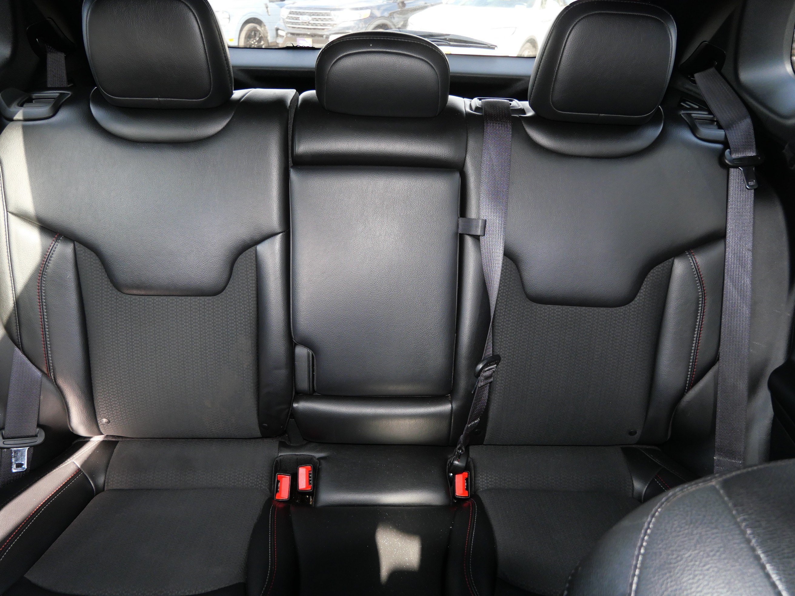 Used 2023 Jeep Compass Trailhawk AWD/4WD image 13