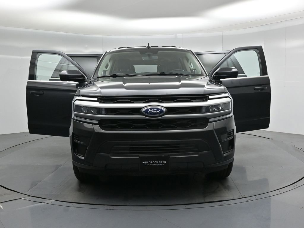 Certified 2024 Ford Expedition Max XLT image 31