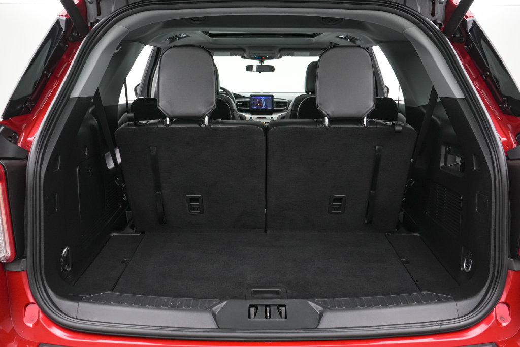 Certified 2024 Ford Explorer XLT w/ Equipment Group 202A AWD/4WD image 22