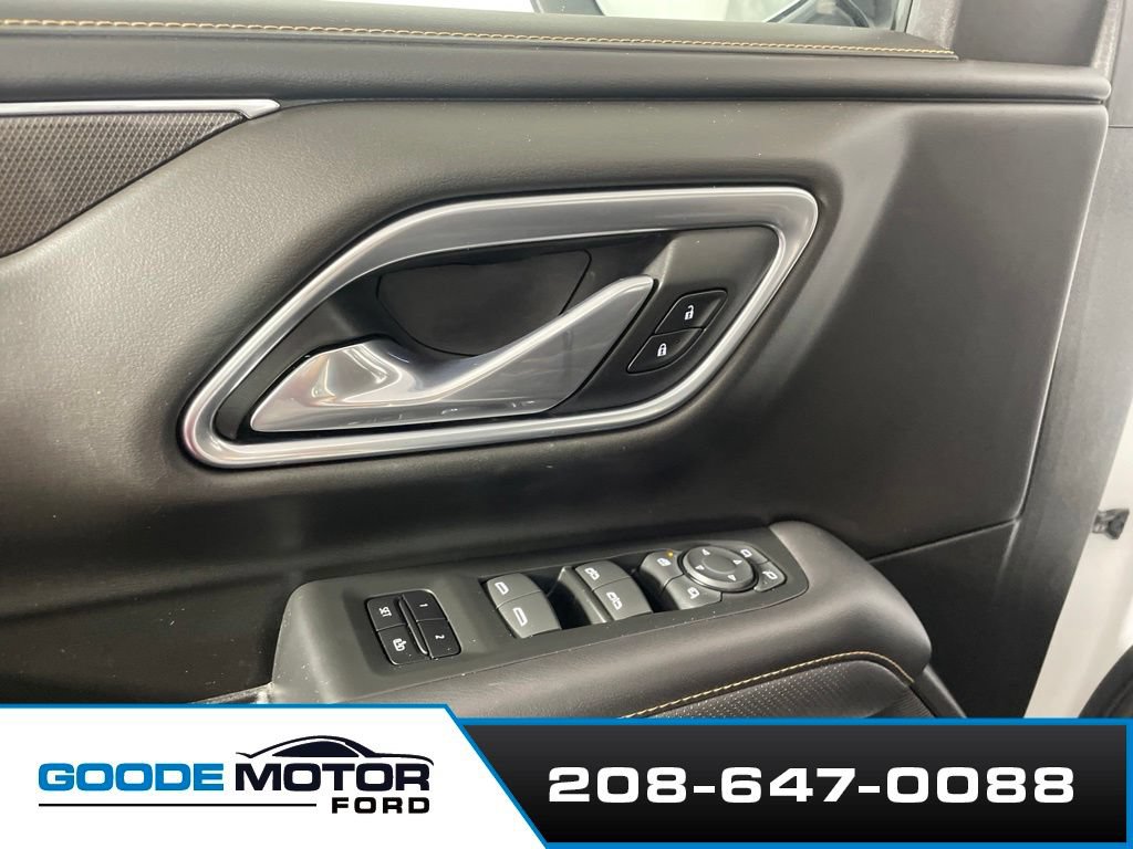 Used 2021 GMC Yukon AT4 w/ AT4 Premium Package AWD/4WD image 11