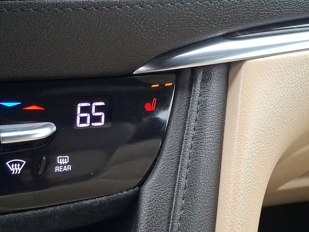 Used 2019 Cadillac XT5 AWD image 23