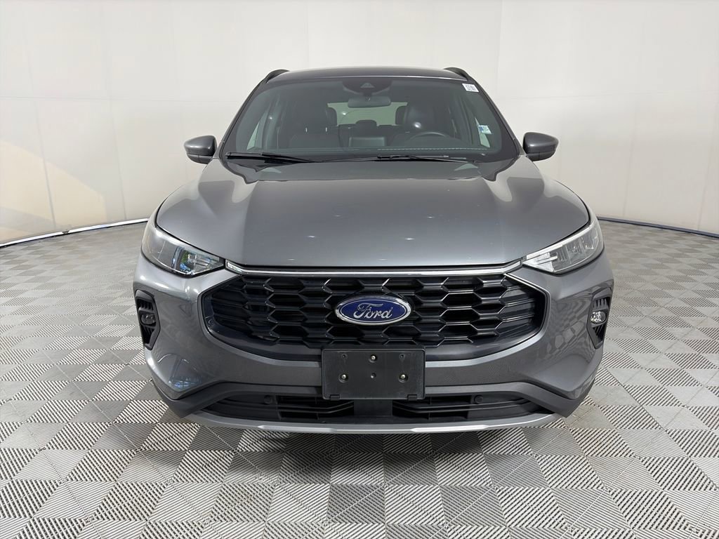 Certified 2025 Ford Escape ST-Line Select AWD/4WD image 7