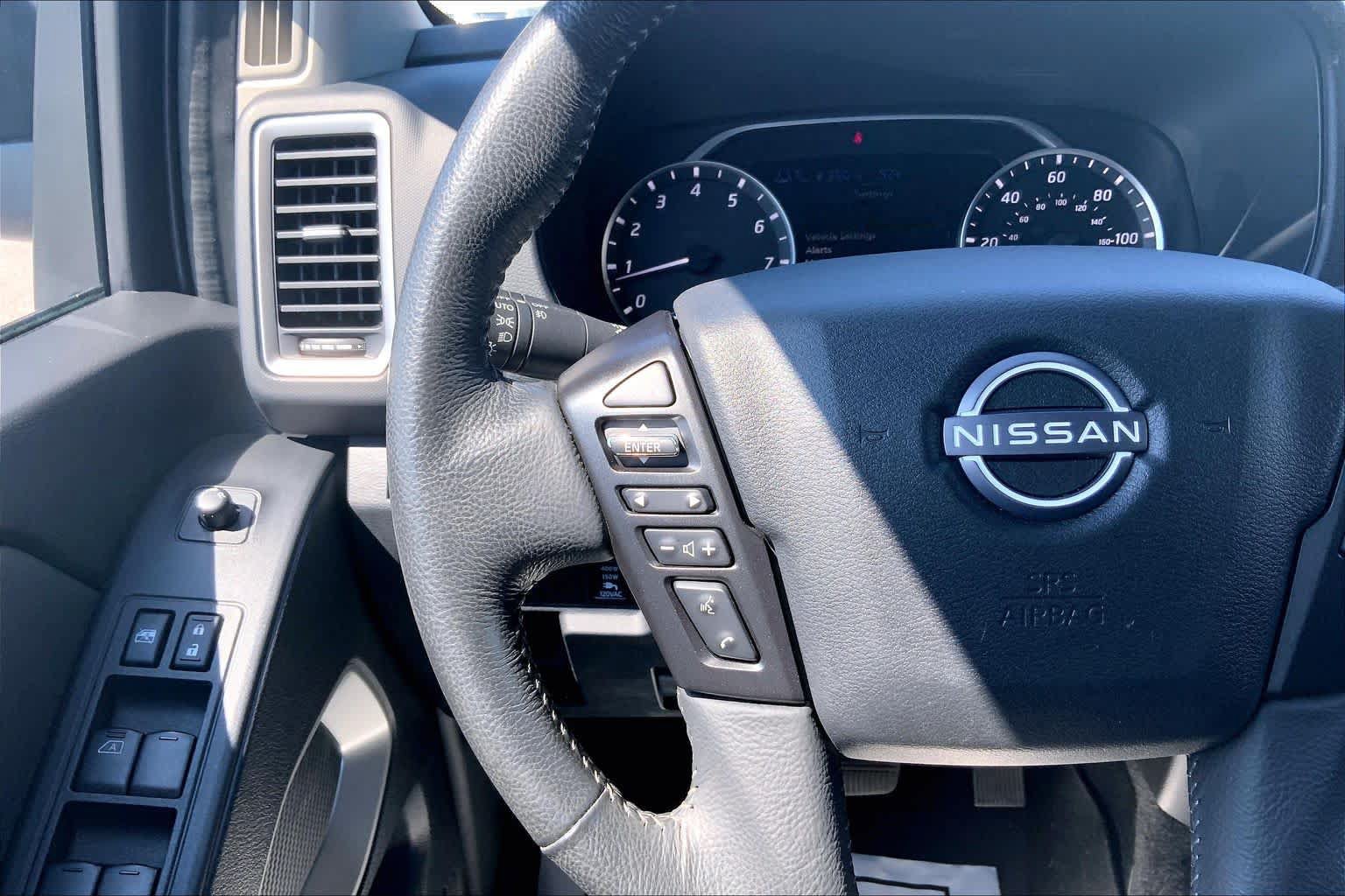 Used 2022 Nissan Frontier SV w/ Technology Package RWD image 24