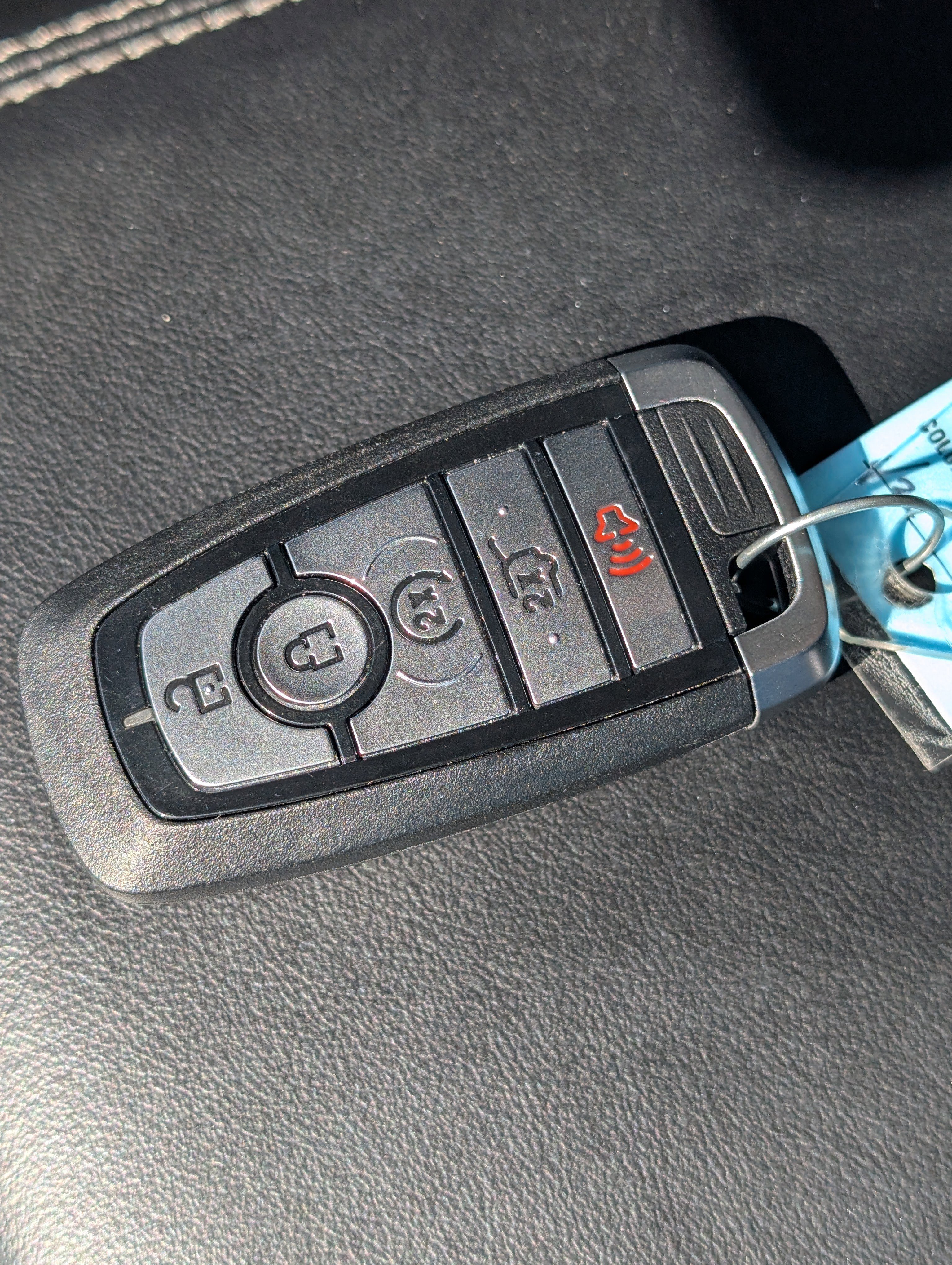 Certified 2023 Ford Explorer XLT w/ Equipment Group 202A image 33