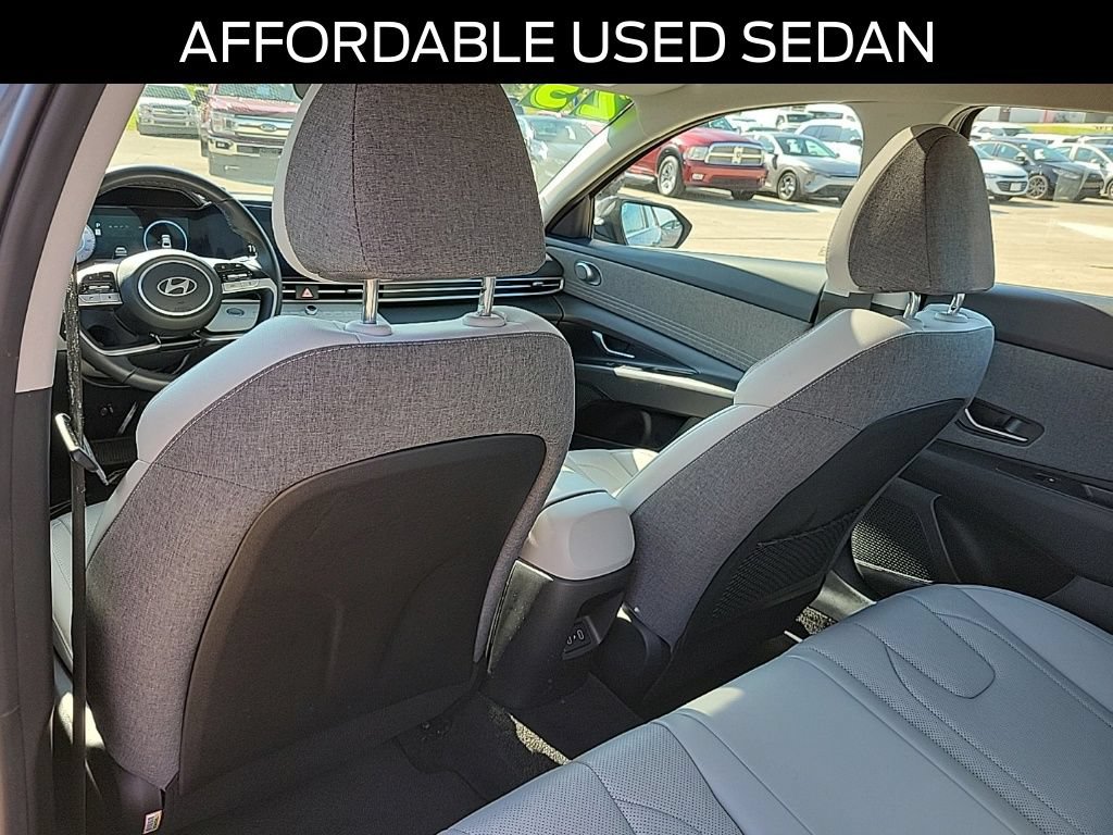 Used 2024 Hyundai Elantra Limited FWD image 12
