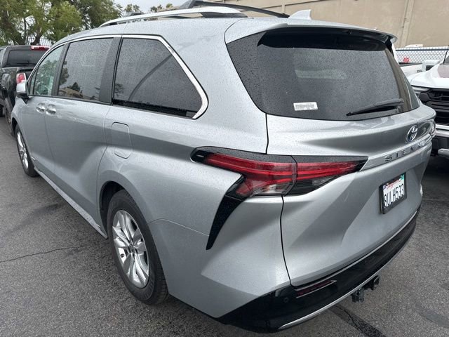 Used 2021 Toyota Sienna Limited video 2