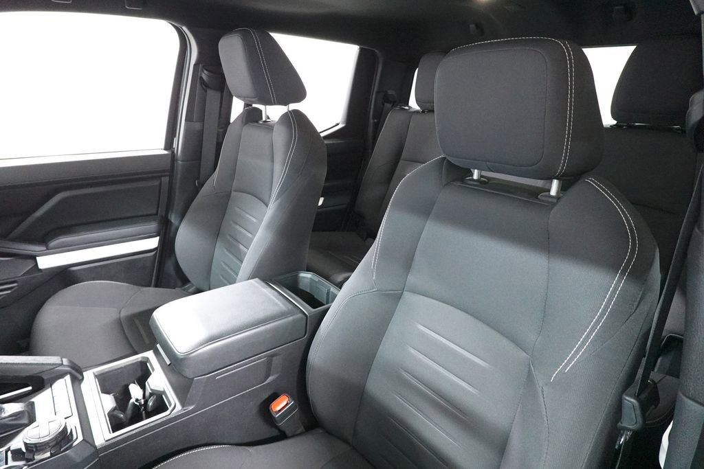 Used 2024 Toyota Tacoma TRD Off-Road image 11