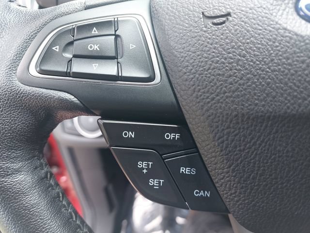 Certified 2017 Ford Escape Titanium AWD/4WD image 17