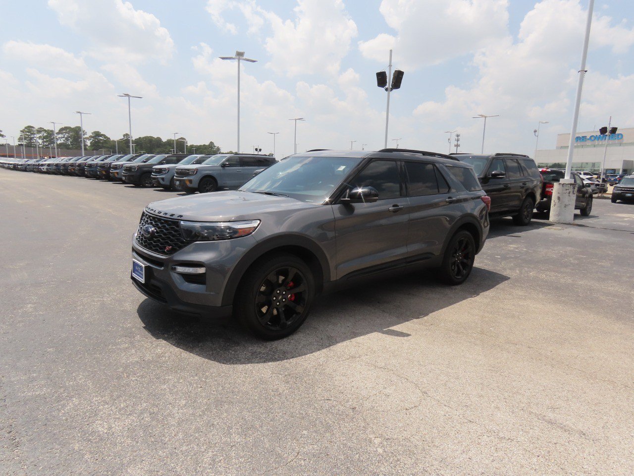 Certified 2023 Ford Explorer ST w/ Equipment Group 401A AWD/4WD image 2