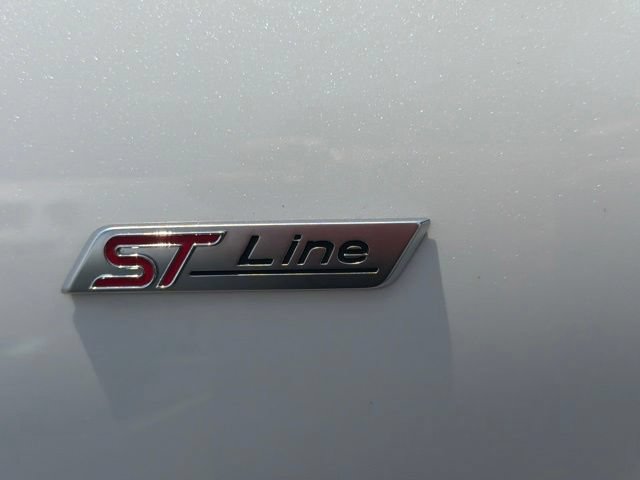 Certified 2023 Ford Escape ST-Line w/ Tech Pack #1 FWD image 17
