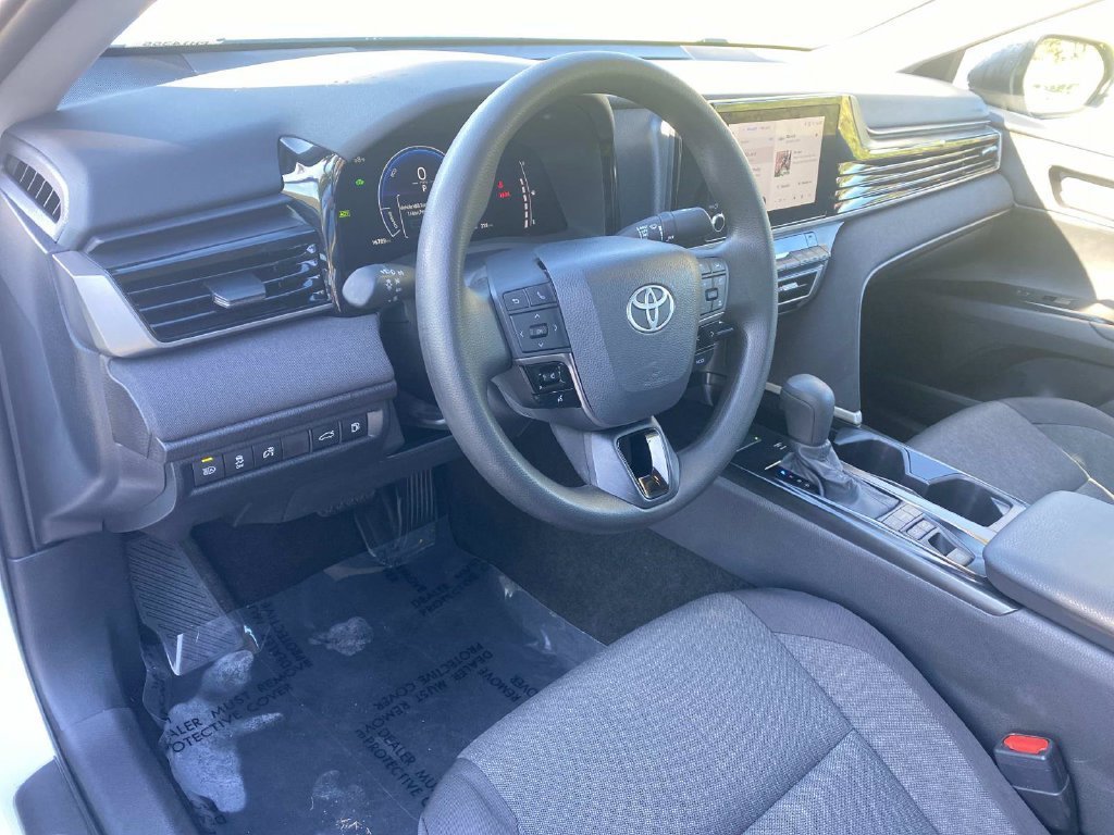 Used 2026 Toyota Camry LE FWD image 23
