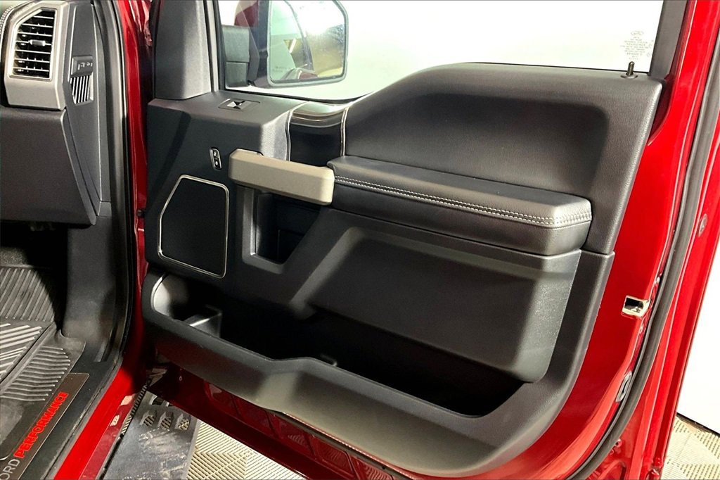 Certified 2019 Ford F150 Raptor w/ Equipment Group 802A Luxury image 19