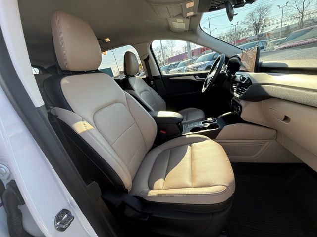 Certified 2022 Ford Escape SEL image 15