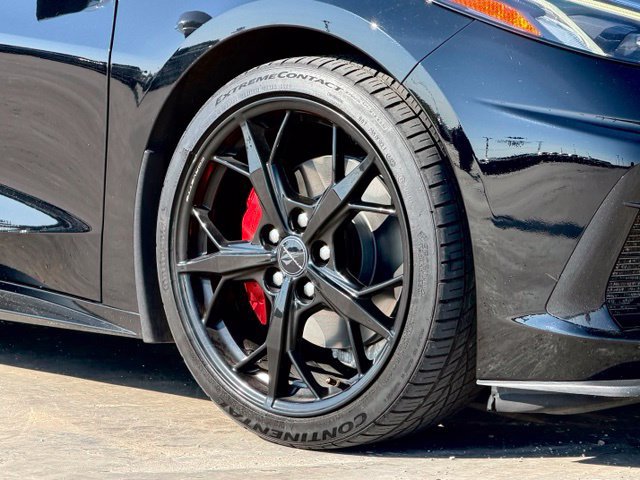 Used 2020 Chevrolet Corvette Stingray Preferred Cpe w/ 2LT Preferred Equipment Group RWD image 5